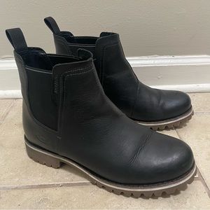 Chaco Women’s Fields Chelsea Waterproof Boots